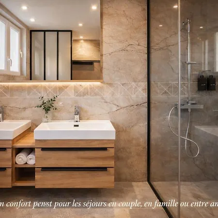 Loge Au Ptitbonheur- Jacuzzi & Piscine- Apartament