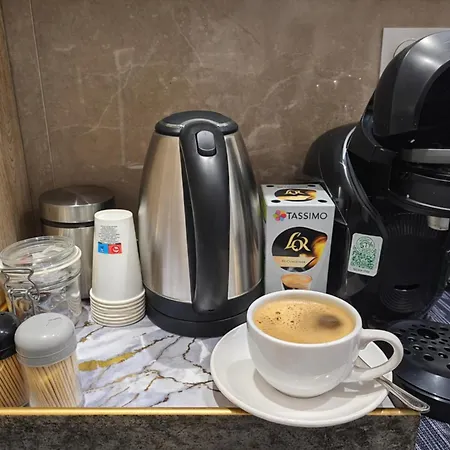 Loge Au Ptitbonheur Piscine Et Jacuzzi Selon Logement *