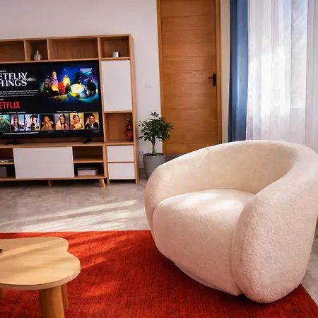 Loge Au Ptitbonheur- Jacuzzi & Piscine- Apartman Montélimar