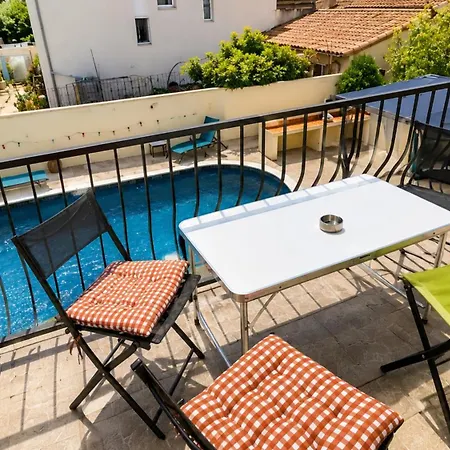 Loge Au Ptitbonheur- Jacuzzi & Piscine- Apartman Montélimar