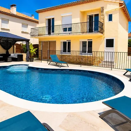 Loge Au Ptitbonheur Piscine Et Jacuzzi Selon Apartment