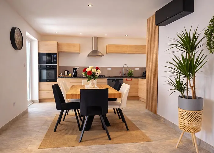 Appartement Loge au ptitBonheur Cocon des Romarins